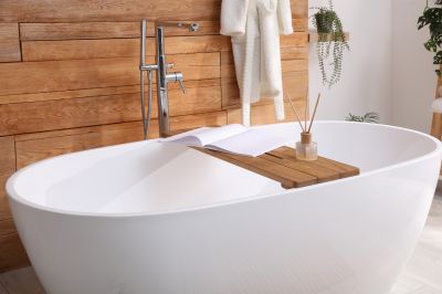 Minimalist Bathtub Design