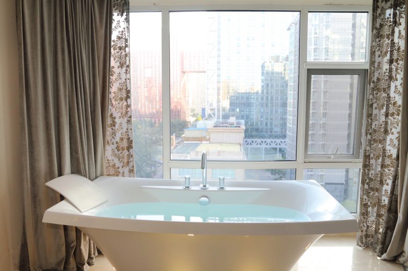 Luxury Corner Bathtub